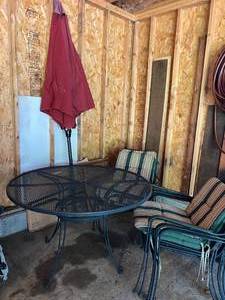 Patio Table & 5 Chairs with Cushions & Umbrella