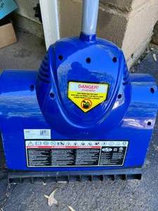 SnowJoe Snow blower