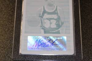 lot 1 image: 2009-10 Bowman 48 Cyan Printing Plate Magic Johnson Autograph 11  Only 1 Exist