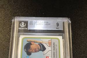 lot 9 image: 2001 Fleer Platinum Ichiro Suzuki #252 Rookie Card BGS 9