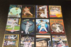 lot 72 image: Derek Jeter Baseball Card Lot  14 Cards