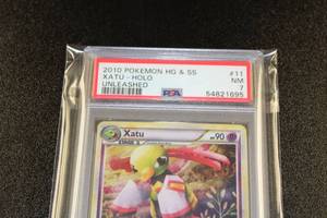 lot 110 image: 2010 Pokemon HG & SS Xatu Holo Unleashed 1195 PSA 7