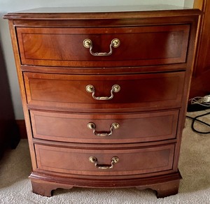 Pair of Ethan Allen Nightstands