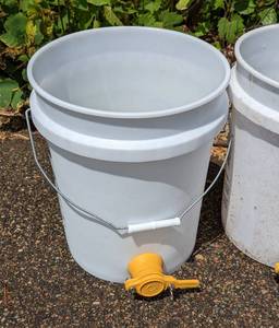 Bee Keeping Accessories