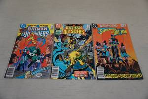 DC Batman Comic Books - Outsiders, Superman