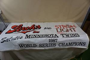 Strohs Beer Minnesota Twins 1987 World Series Champions Banner