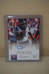 2015 Prestige Stefon Diggs Autograph Rookie Card