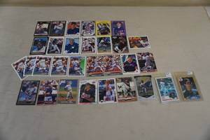 Hand Signed Twins Baseball Cards - Winfield, Erickson, Viola, Gaetti, Radke