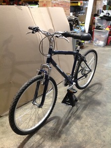 Nishiki Tamarack - 18 Mountain Bike - Seat Has Damage - Review all pictures