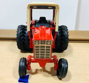 ERTL International Harvester #1586