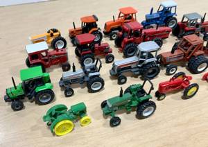 17 Small Tractors for Play or Display