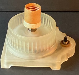 lot 73 image: Frosted Glass or Satin Glass Vanity Lamp