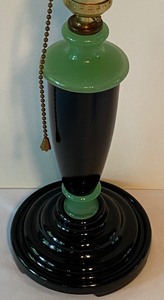 lot 72 image: Vintage Nile Green and Onyx Art Deco Houze Glass Lamp
