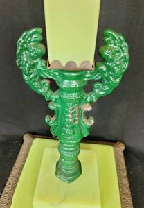 lot 16 image: Delightful Vintage Painted Brass Floor Lamp with Slag Glass Spacers