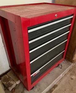 lot 162 image: Craftsman Tool Chest on Casters with Tools in Every Drawer