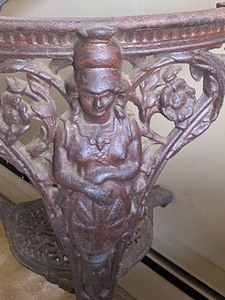 lot 124 image: Vintage Metal Table Parts
