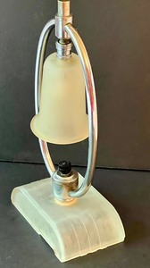 lot 97 image: Unique Frosted or Satin Glass Art Deco Lamp