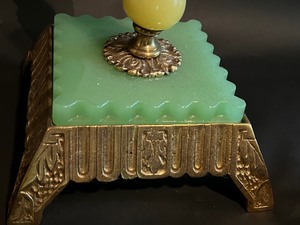 lot 93 image: Beautiful Vintage Art Deco Style Floor Lamp