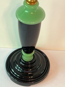 lot 96 image: Lovely Vintage Art Deco Style Houze Onyx and Nile Green Lamp