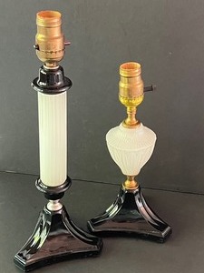 lot 114 image: Two Onyx and Moonstone Houze Lamps