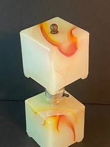 lot 125 image: Very Cool Art Deco Houze Slag Glass Swirl Akro Agate Table Lamp