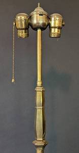 lot 185 image: Vintage Brass Floor Lamp