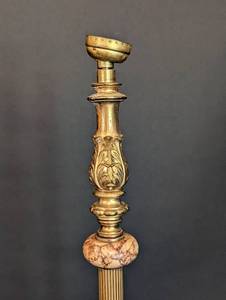 lot 187 image: Antique Brass and Marble Floor Lamp