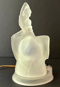lot 218 image: Lovely Frosted Glass Woman Figurine Art Deco Style Lamp