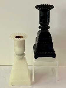 lot 213 image: Vintage Art Deco Moonstone and Onyx Houze Glass Lamps