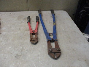 lot 29 image: 2 Bolt cutters