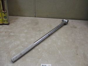 lot 31 image: 1 Wright Breaker Bar