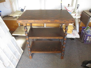 lot 101 image: Shelf Unit