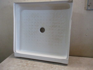 lot 106 image: Shower Base