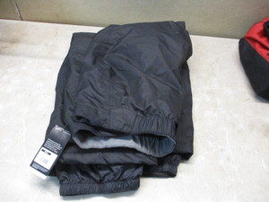 lot 159 image: New Champion  XL Snowpants
