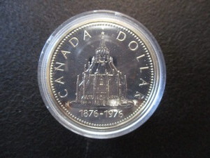 lot 1-15 image: 1876-1976 Centennial Canadian Silver Dollar in Protective Removable Capsule