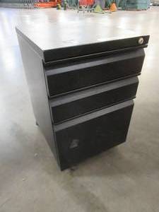 lot 704 image: DEVAISE 3 Drawer Mobile File Cabinet with Lock, Under Desk Metal Filing Cabinet for LegalLetterA4 File, Fully Assembled Except Wheels, Black - No Keys. Scratch and Dent.