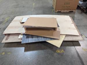 lot 644 image: Pallet of Wood