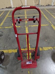 lot 649 image: Milwaukee 800lb Hand Truck