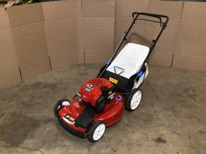 Toro 22 in. Recycler SmartStow Briggs & Stratton High Wheel FWD Gas Walk Behind Self Propelled Lawn Mower - Good Condition - Review all pictures