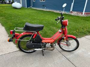 lot 1 image: 1982 Honda PA50 Moped
