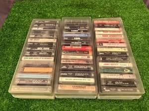 lot 9 image: Cassettes