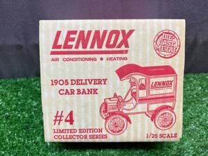 lot 25 image: Ertl Lennox 1905 Delivery Car Bank 125 Scale