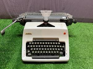lot 33 image: Vintage Olympia Manual Typewriter