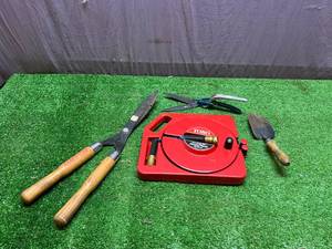 lot 96 image: Toro Compact 50 HoseReel System & Yard Tools
