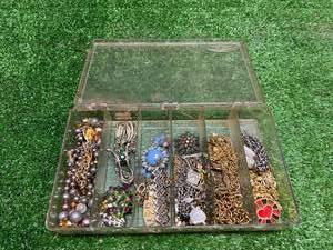lot 110 image: Box of Jewelry