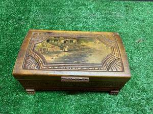 lot 116 image: Jewelry Box Filled with Small Collectibles