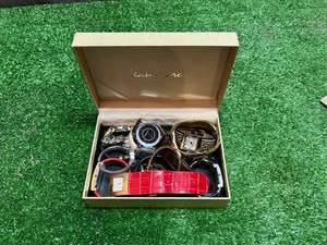 lot 121 image: Box of Watches
