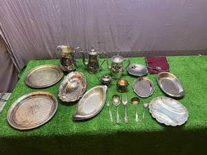 lot 134 image: Silver Plated Items