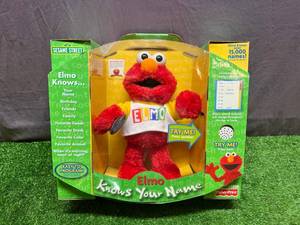 lot 154 image: Elmo Knows Your Name