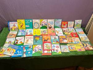 lot 175 image: Childrens Books - Many New